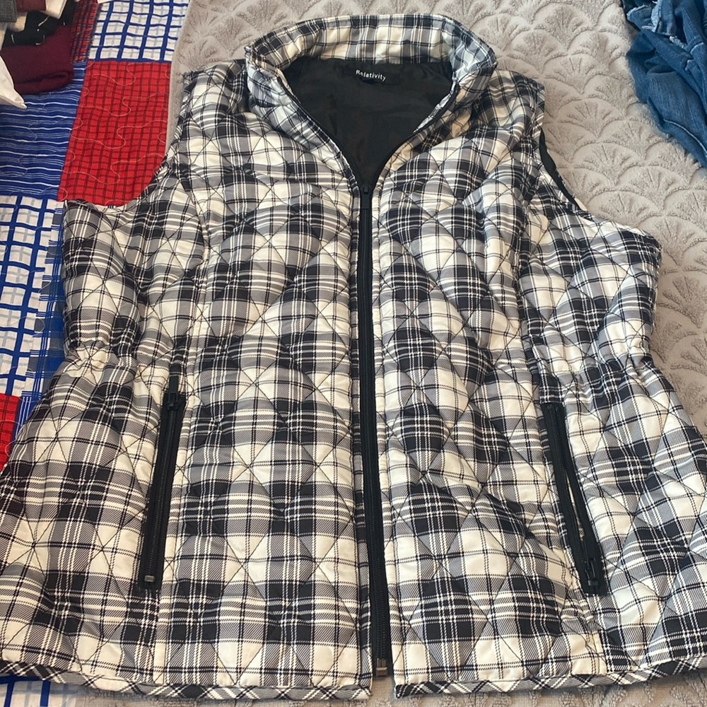 Relativity vest size L